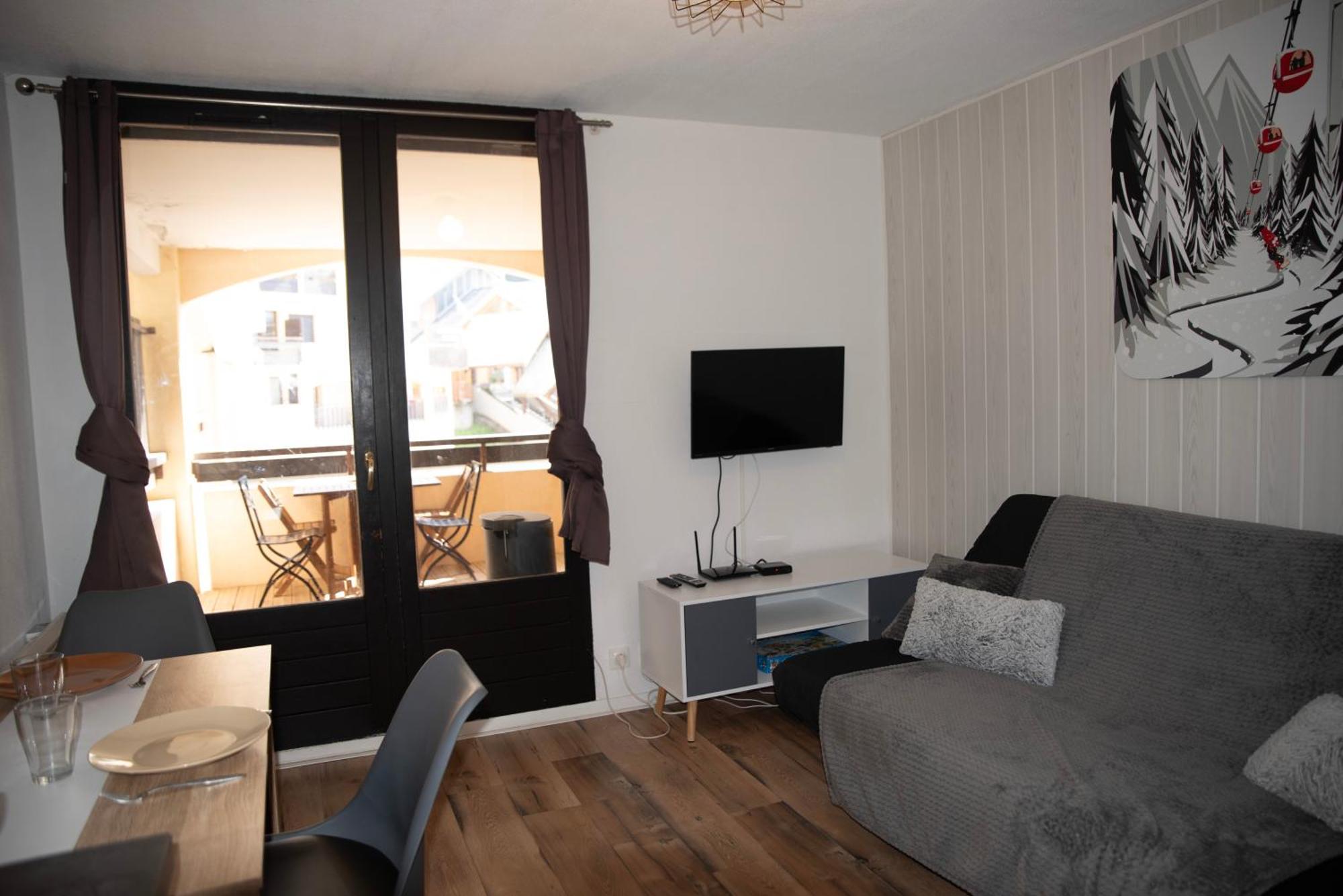 Poutran 2, Studio 4 Personnes Au Pied Des Pistes Avec Grande Terrasse Oz Ngoại thất bức ảnh